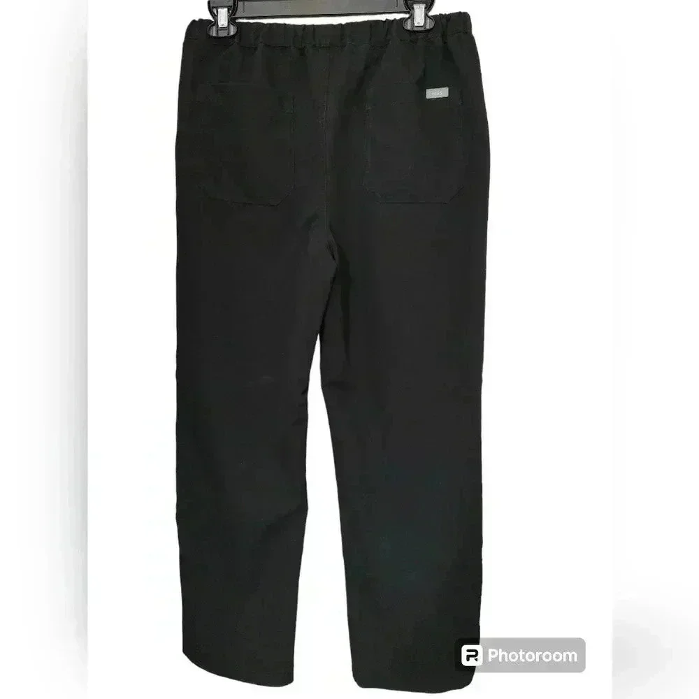 Figs men's black scrub set (large top/medium bottoms)
